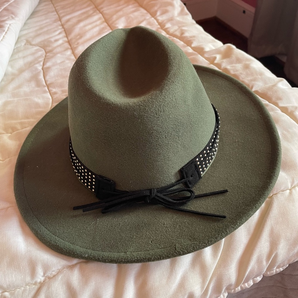 Felt Hat - Picture 3 of 3